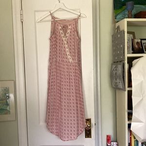 NWOT delightful girls drapey hi-lo dress Size 10/12. Art Class.